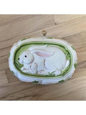 Towle Gailstyn-Sutton Easter Rabbit Bunny Ceramic Wall Plaque 3D Oval Glossy